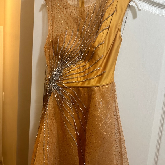 Gorgeous, gold, and orange evening gown made in Turkey - Picture 3 of 8